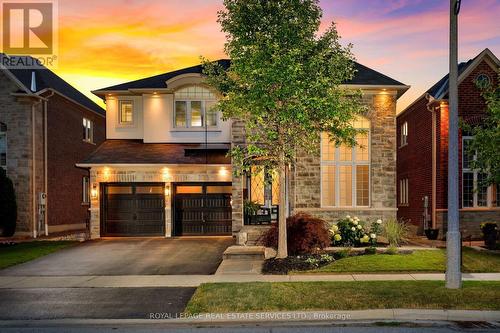 3456 Liptay Avenue, Oakville, ON - Outdoor