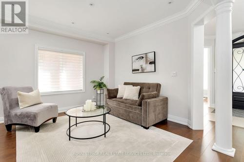 3456 Liptay Avenue, Oakville, ON - Indoor Photo Showing Living Room