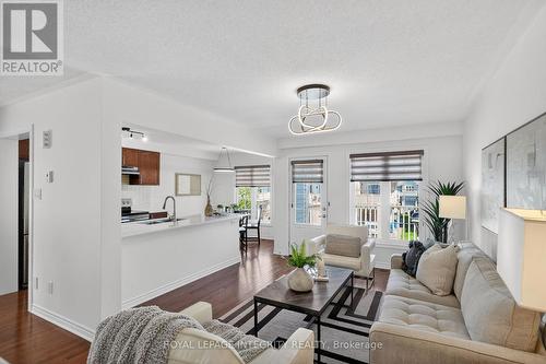 2619 Baynes Sound Way, Ottawa, ON - Indoor Photo Showing Living Room