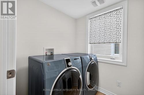 2619 Baynes Sound Way, Ottawa, ON - Indoor Photo Showing Laundry Room