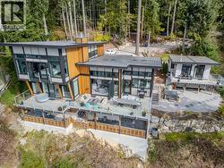 6101 -6099 CORACLE DRIVE Sechelt, BC V7Z 0C9