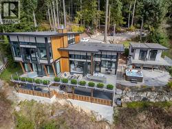 6101 -6099 CORACLE DRIVE Sechelt, BC V7Z 0C9