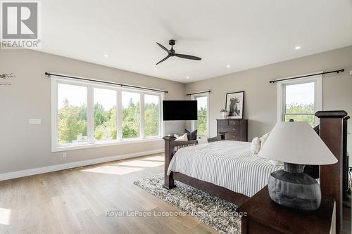 429540 8Th B Concession, Grey Highlands, ON - Indoor Photo Showing Bedroom