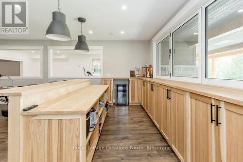 429540 8Th B Concession, Grey Highlands, ON - Indoor Photo Showing Kitchen