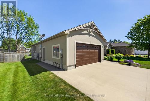 86 Huron Street W, South Huron (Exeter), ON - Outdoor