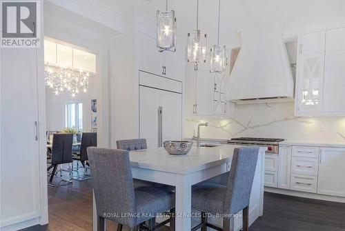 584 Weynway Court, Oakville, ON - Indoor Photo Showing Dining Room