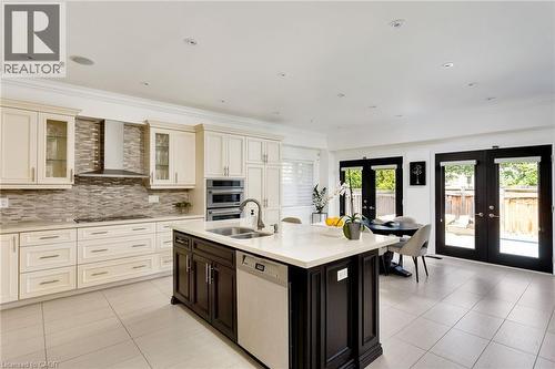 3456 Liptay Avenue, Oakville, ON - Indoor Photo Showing Kitchen With Double Sink With Upgraded Kitchen