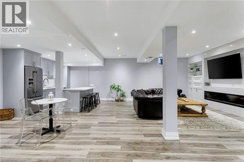 3456 Liptay Avenue, Oakville, ON - Indoor