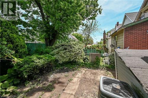 13 Brant Street, Hamilton, ON - Outdoor