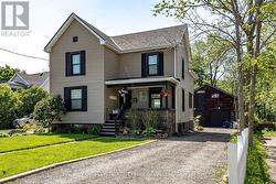 381 ELIZABETH STREET Grimsby, ON L3M 3K6