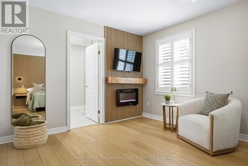 36 Wiltshire Place, Hamilton, ON - Indoor With Fireplace