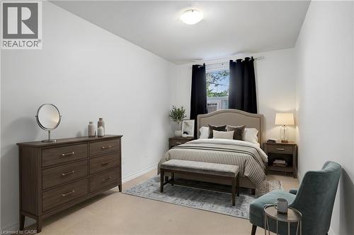 793 Colborne Street Unit# 114, Brantford, ON - Indoor Photo Showing Bedroom