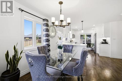 31 Gavin Crescent, Quinte West (Murray Ward), ON - Indoor Photo Showing Dining Room