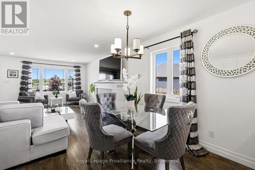 31 Gavin Crescent, Quinte West (Murray Ward), ON - Indoor With Fireplace