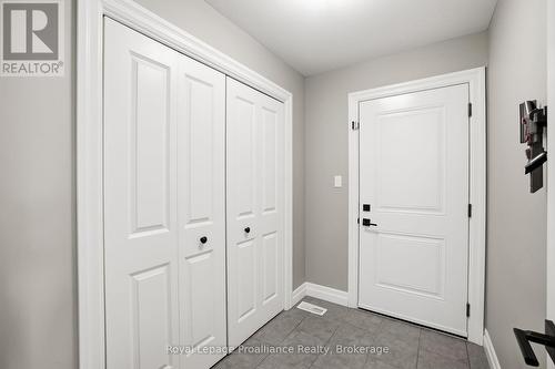 31 Gavin Crescent, Quinte West (Murray Ward), ON - Indoor Photo Showing Other Room
