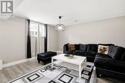 31 Gavin Crescent, Quinte West (Murray Ward), ON - Indoor Photo Showing Living Room