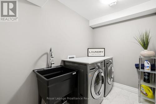 31 Gavin Crescent, Quinte West (Murray Ward), ON - Indoor Photo Showing Laundry Room