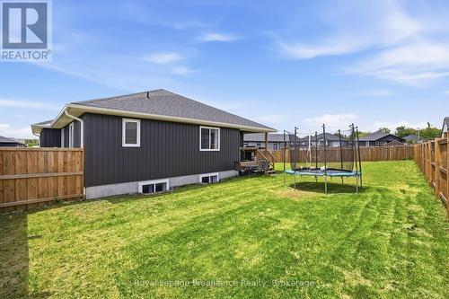 31 Gavin Crescent, Quinte West (Murray Ward), ON - Outdoor With Backyard