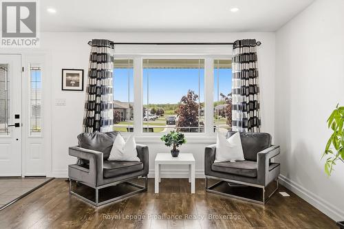 31 Gavin Crescent, Quinte West (Murray Ward), ON - Indoor Photo Showing Living Room