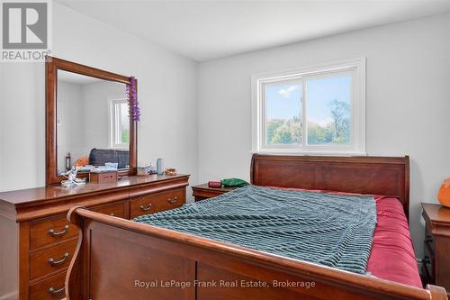 394 7Th Line Road, Douro-Dummer, ON - Indoor Photo Showing Bedroom