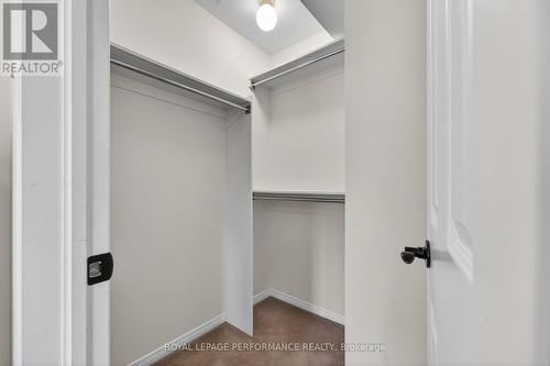 147 Fordham Private, Ottawa, ON - Indoor Photo Showing Other Room