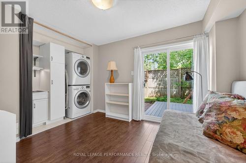 147 Fordham Private, Ottawa, ON - Indoor Photo Showing Laundry Room