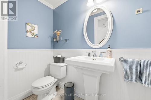 65 Prince Edward Street, Brighton, ON - Indoor Photo Showing Bathroom