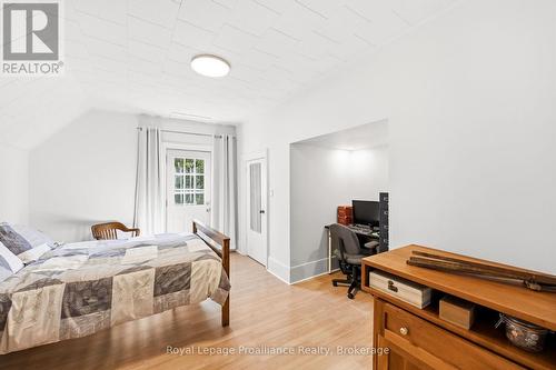 65 Prince Edward Street, Brighton, ON - Indoor Photo Showing Bedroom