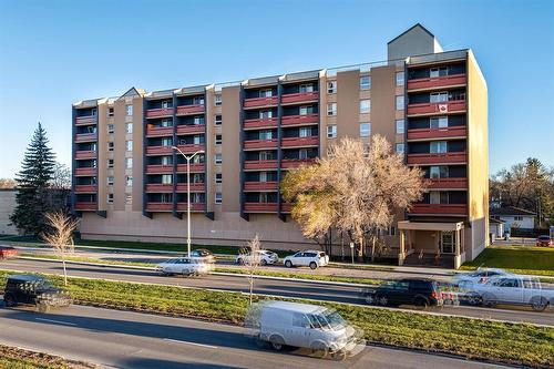 511 1030 Grant Avenue  Winnipeg, MB R3M 2A2