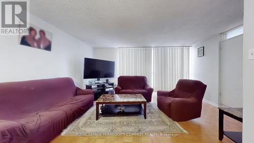 1108 - 10 Martha Eaton Way, Toronto, ON - Indoor Photo Showing Living Room