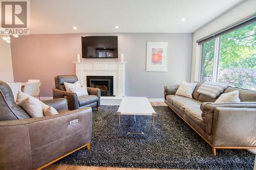 655 Browning Avenue, Ottawa, ON - Indoor Photo Showing Living Room With Fireplace