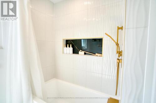 655 Browning Avenue, Ottawa, ON - Indoor Photo Showing Bathroom