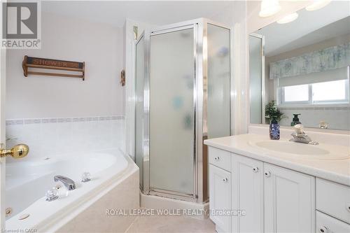 Ensuite Bath - 70 Queen Charlotte Crescent, Kitchener, ON - Indoor Photo Showing Bathroom