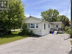 84 - 63 WHITES ROAD Quinte West (Sidney Ward), ON K8V 5P5