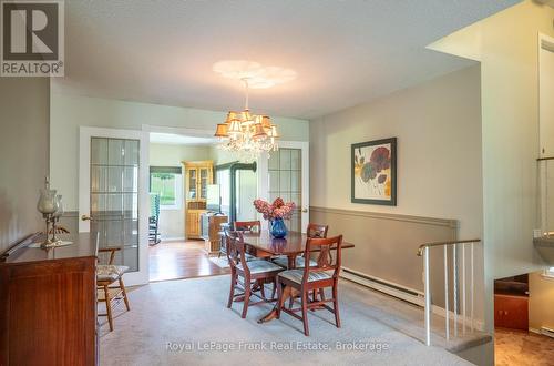 383 Old Surrey Lane, Kawartha Lakes (Bobcaygeon), ON - Indoor Photo Showing Dining Room