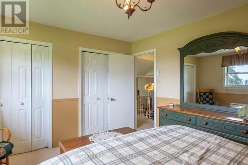 383 Old Surrey Lane, Kawartha Lakes (Bobcaygeon), ON - Indoor Photo Showing Bedroom