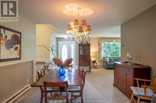 383 Old Surrey Lane, Kawartha Lakes (Bobcaygeon), ON - Indoor Photo Showing Dining Room