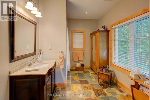 441 B Maccomish Lane, Frontenac (Frontenac South), ON - Indoor Photo Showing Bathroom