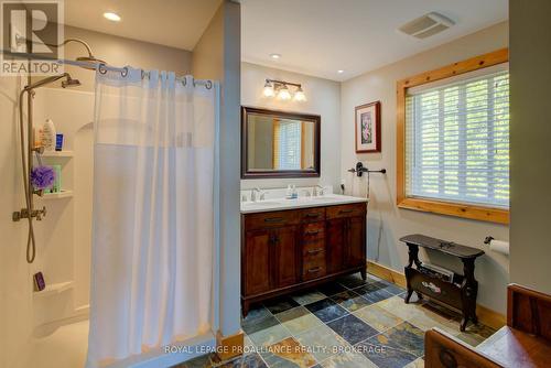 441 B Maccomish Lane, Frontenac (Frontenac South), ON - Indoor Photo Showing Bathroom
