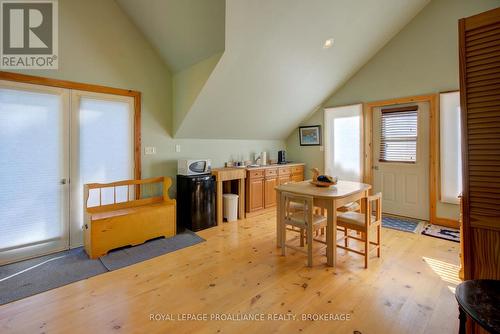 441 B Maccomish Lane, Frontenac (Frontenac South), ON - Indoor Photo Showing Dining Room