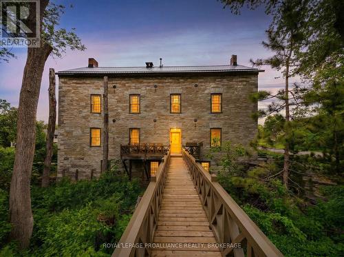28 FRONT STREET  Stone Mills (Stone Mills), ON K0K 2S0