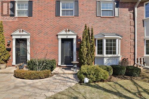 4 - 2407 Woodward Avenue, Burlington (Brant), ON - Outdoor With Exterior