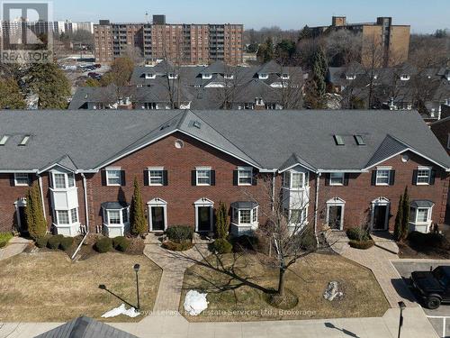 4 - 2407 Woodward Avenue, Burlington (Brant), ON - Outdoor With Facade