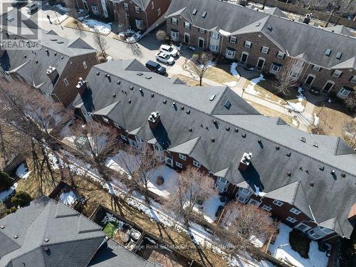 4 - 2407 Woodward Avenue, Burlington (Brant), ON - Outdoor