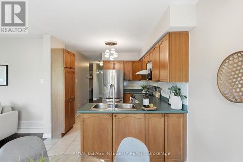 15 Halkirk Avenue, Ottawa, ON - Indoor Photo Showing Kitchen