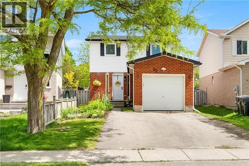 52 WALMAN Drive  Guelph, ON N1G 4H4