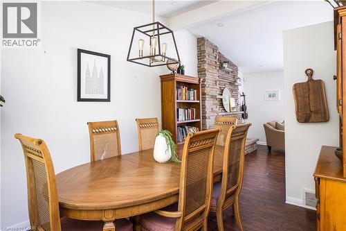 106 Cline Avenue S, Hamilton, ON - Indoor Photo Showing Dining Room