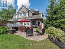 27 SZAWLOWSKI DRIVE Huntsville, ON P1H 1C2