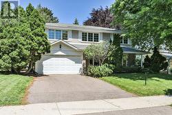 49 PETTIT DRIVE Toronto, ON M9R 2W6