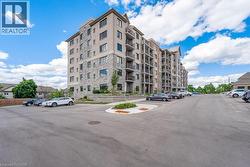 778 LAURELWOOD Drive Unit# 104 Waterloo, ON N2V 0G3